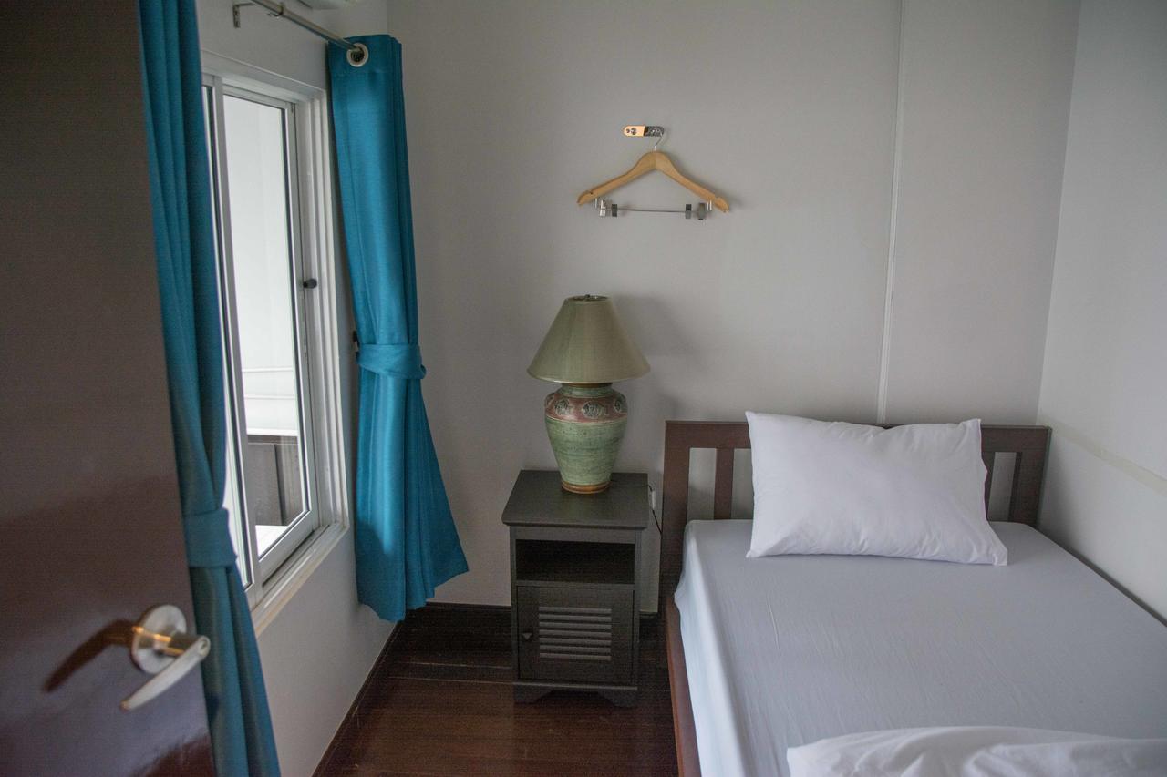 Traveller Hostel Chanthaburi (Adults Only) Екстериор снимка
